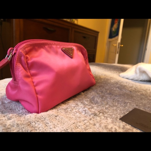Authentic Prada makeup bag from outlet - Picture 8 of 15